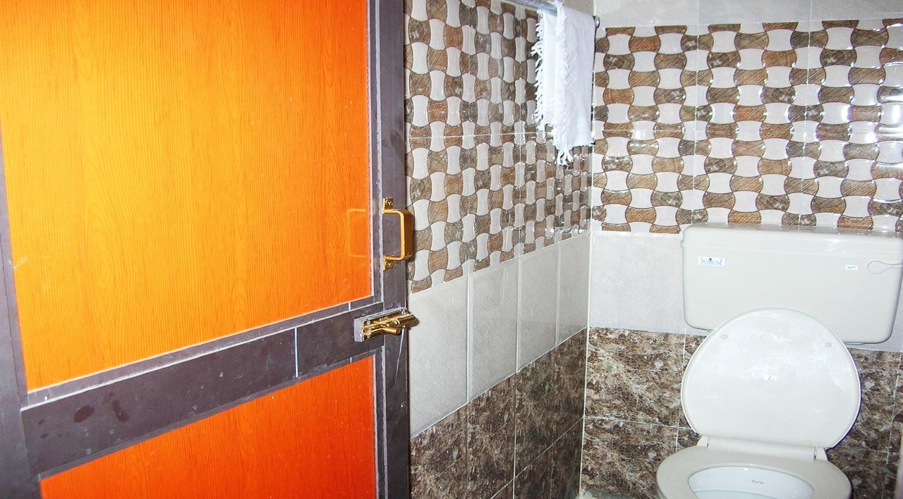 Hotel Sbs Residency Tirupati Renigunta Zimmer foto